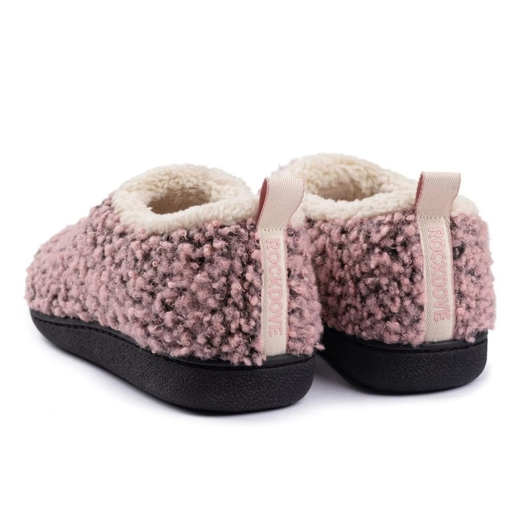 NEW Slippers house shoes for indoor outdoor use Pink fuzzy, machine washable - Picture 2 of 5